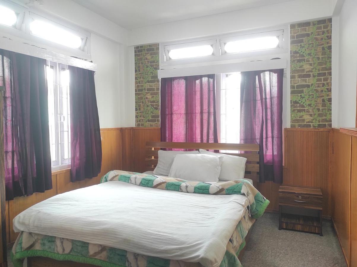 Hotel Tawang Regency Exterior foto