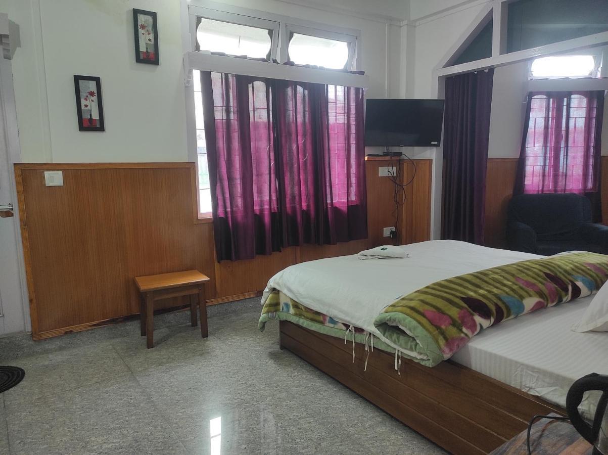 Hotel Tawang Regency Exterior foto