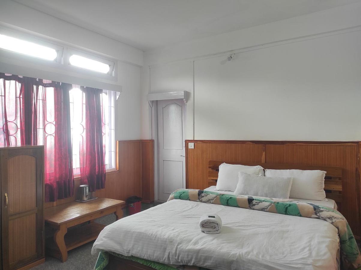 Hotel Tawang Regency Exterior foto