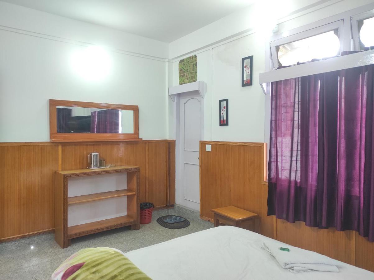 Hotel Tawang Regency Exterior foto