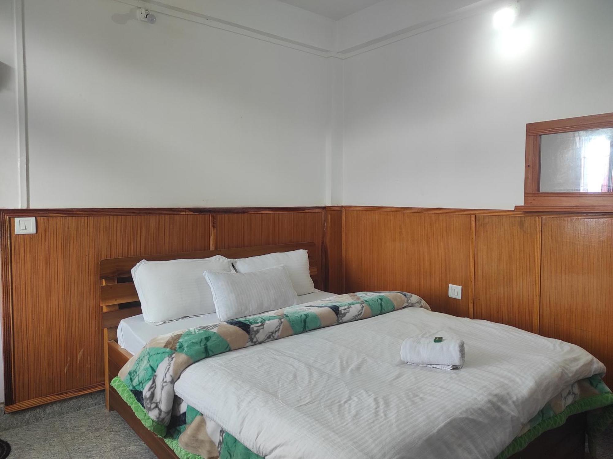Hotel Tawang Regency Exterior foto